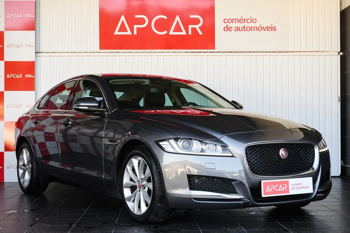 Jaguar XF 2.0 D R-Sport Aut. 11