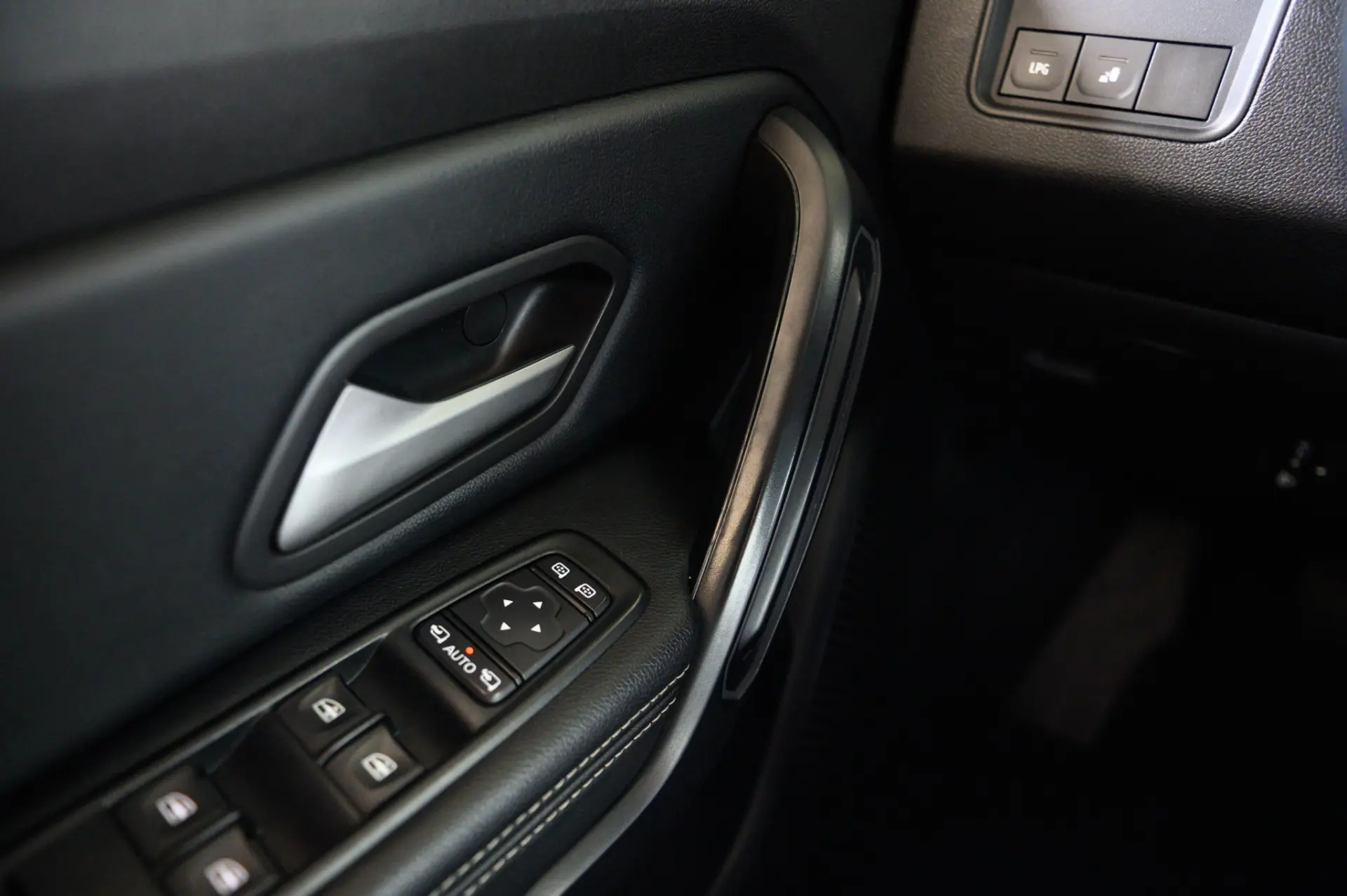 Dacia Duster 1.0 TCe LPG 34