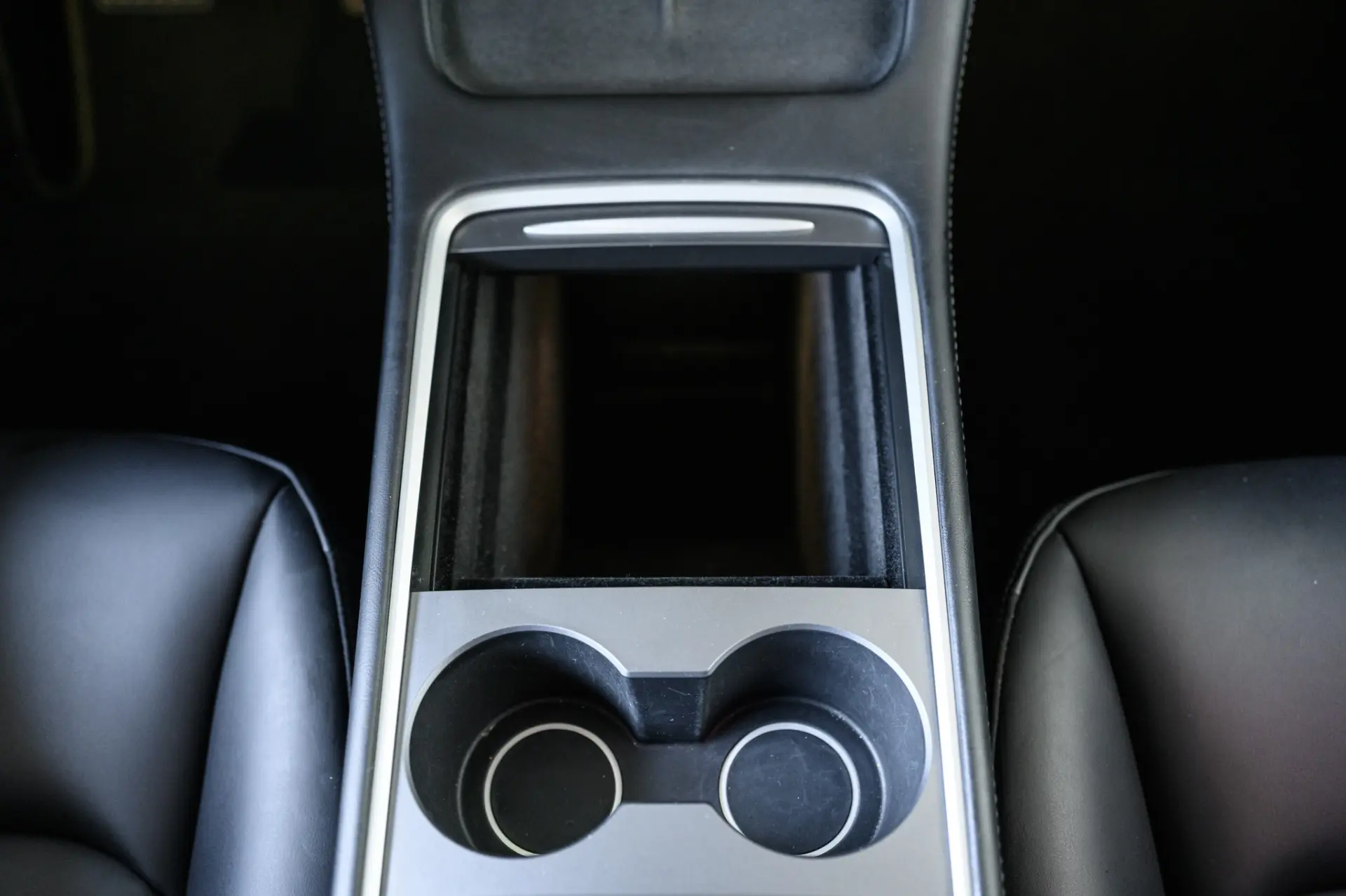 Tesla Model Y Long Range Dual Motor AWD 45