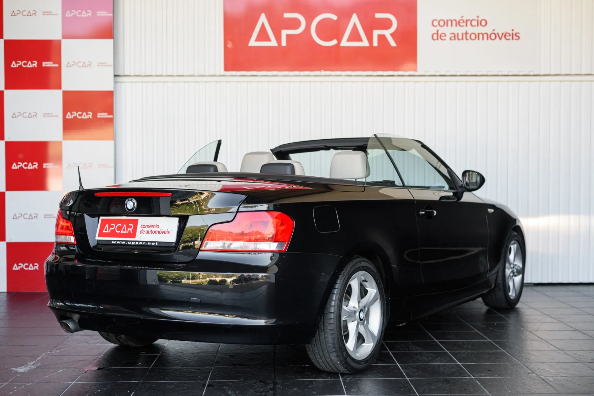 BMW 120 d Cabrio Auto 16