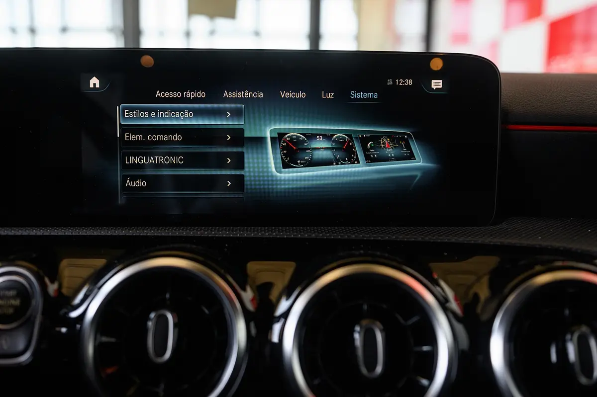 Mercedes-Benz A 180 d AMG Line Aut. 53