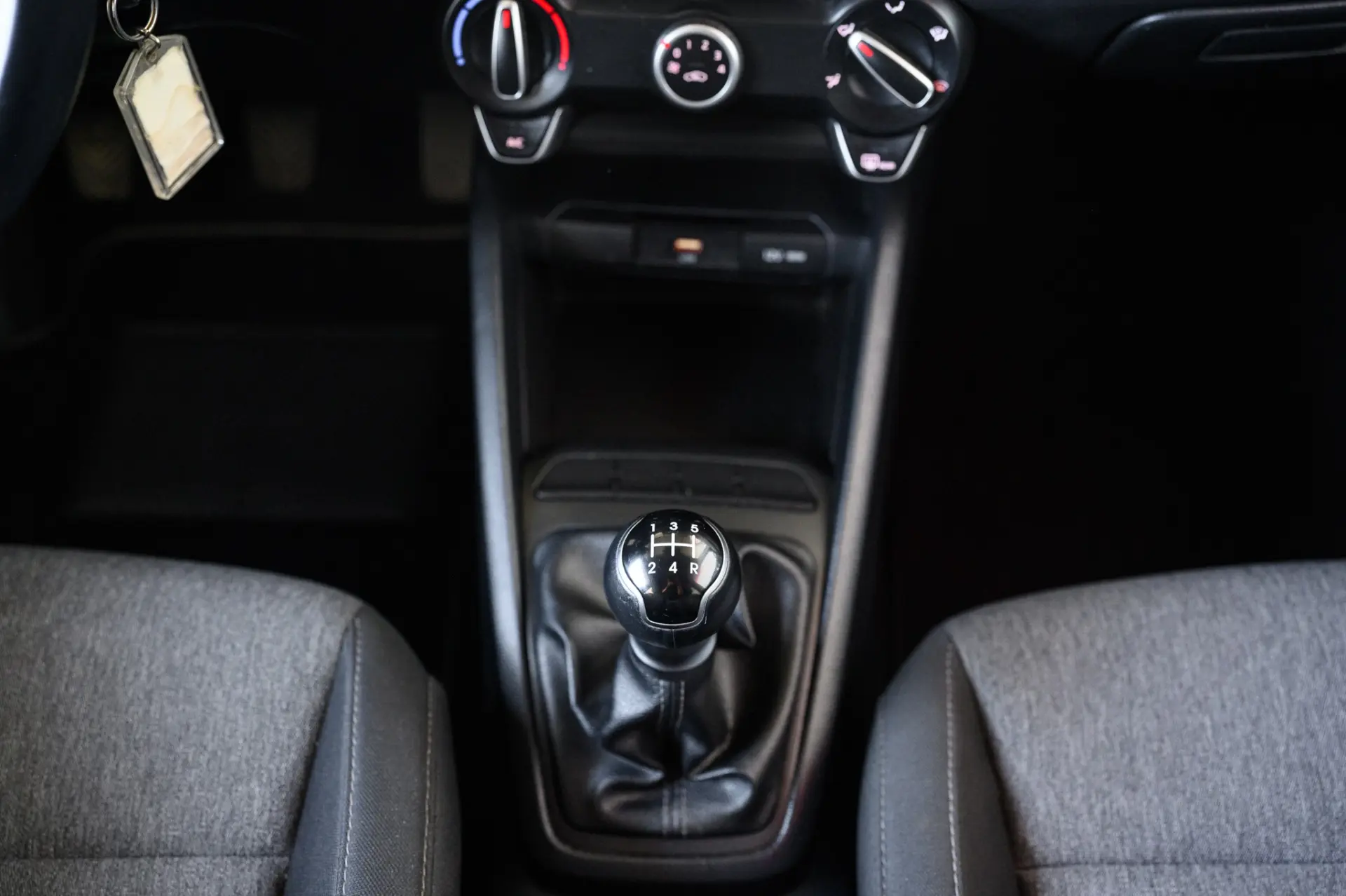 Kia Stonic 1.2 MPi Vibe 46