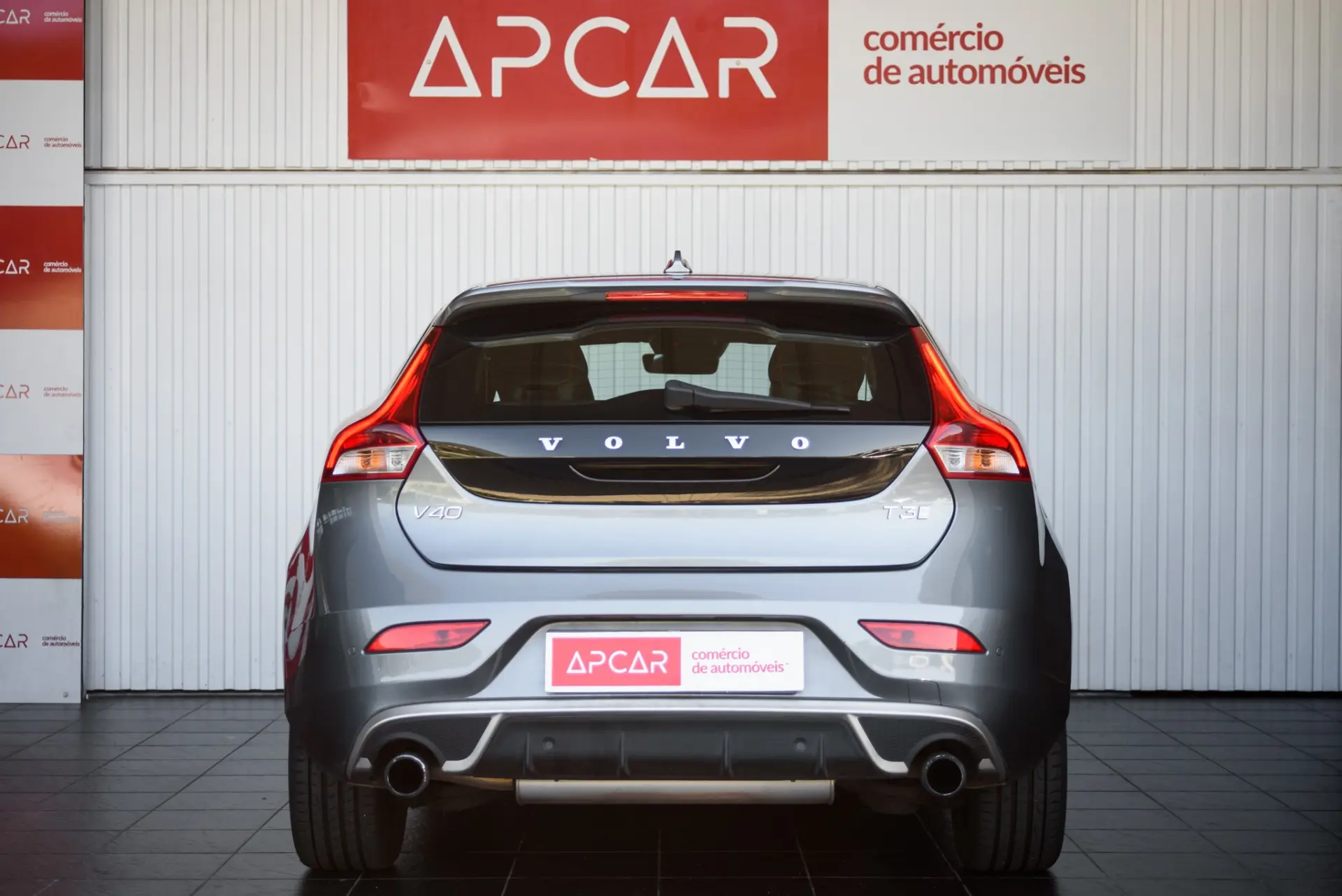 Volvo V40 1.5 T3 Sport Edition R Geartronic 3