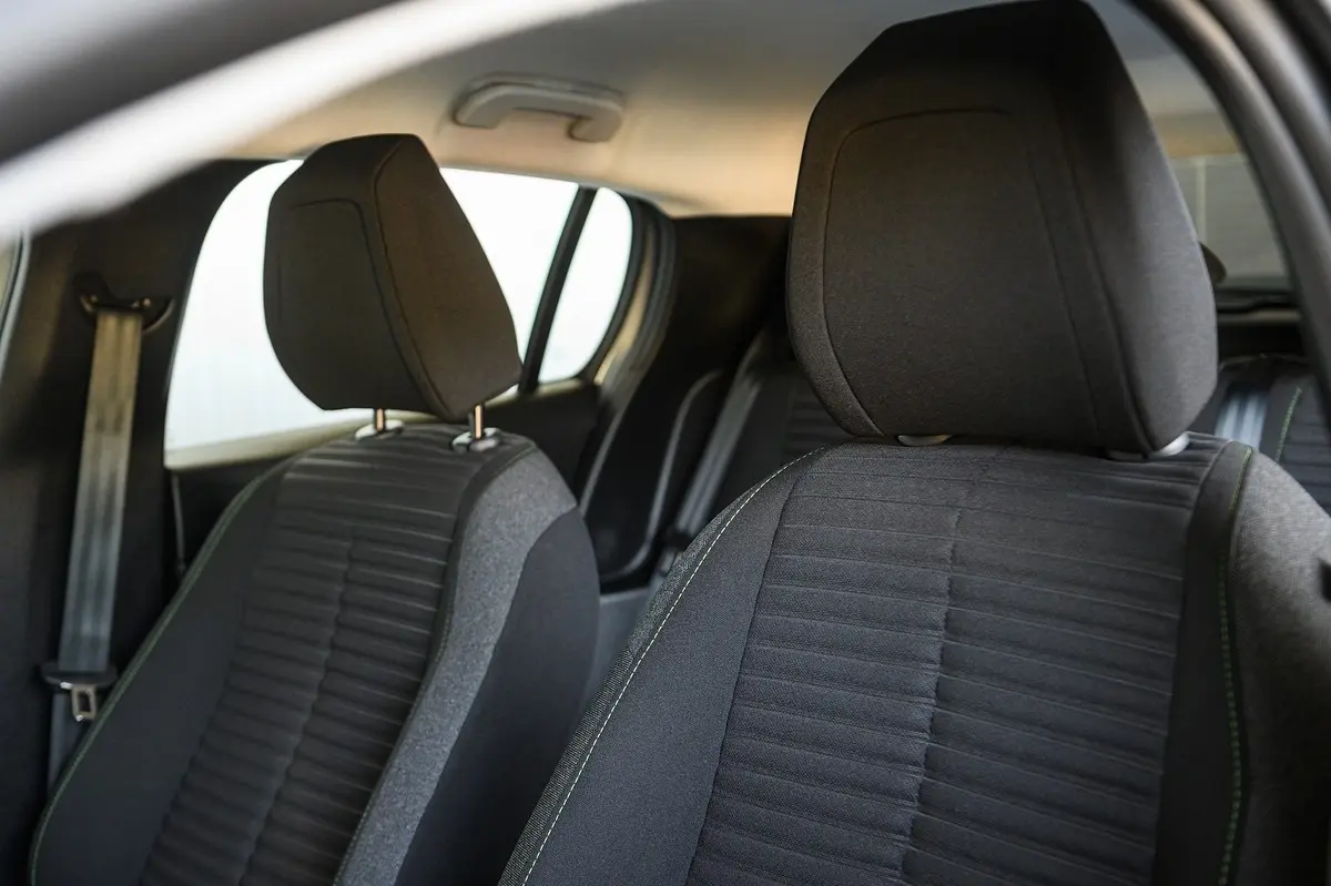 Peugeot 208 1.2 PureTech Active Pack 29