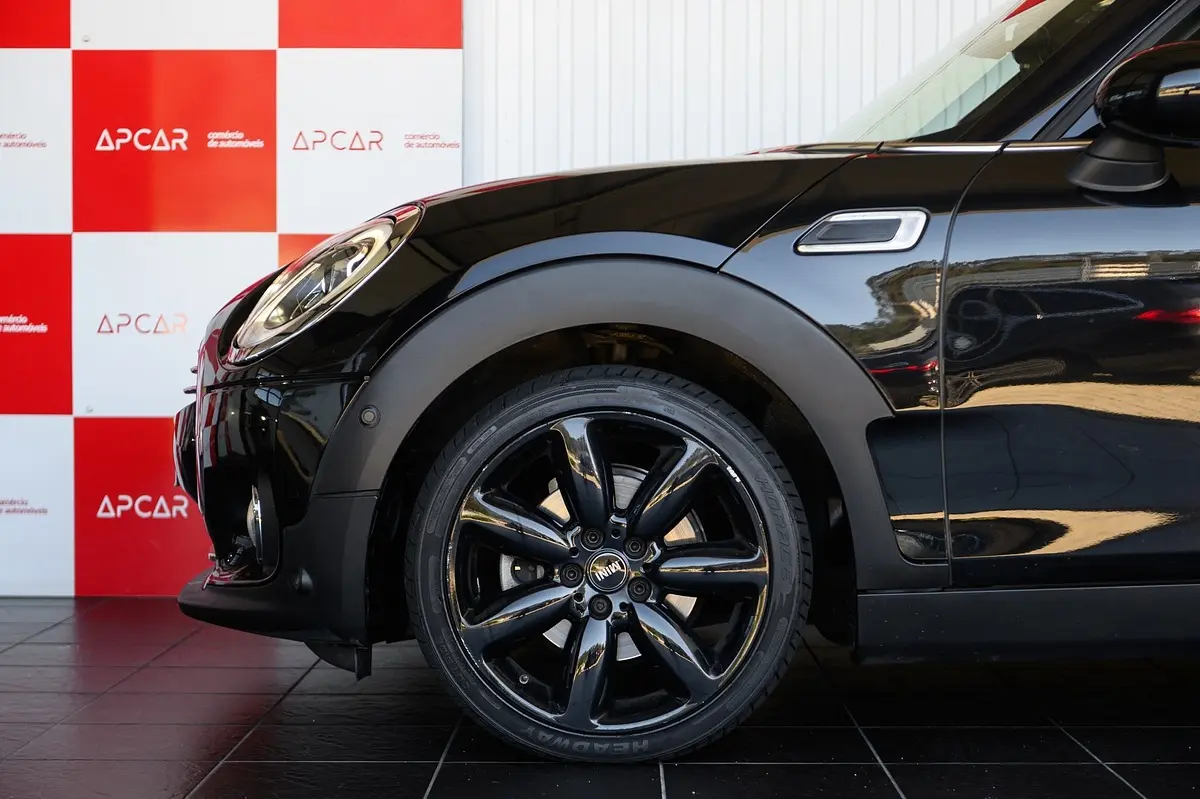 MINI Clubman Cooper D Classic Auto 13