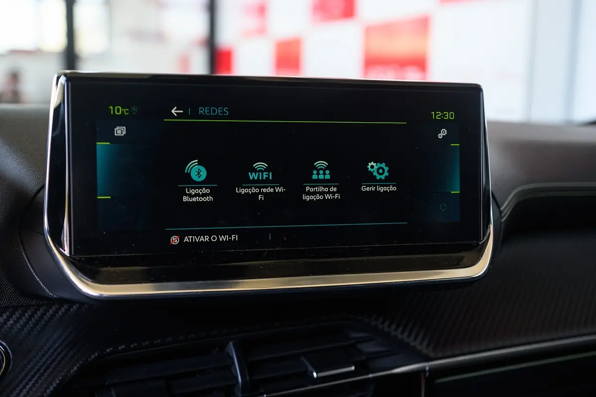 Peugeot e-2008 50 kWh GT Pack 50