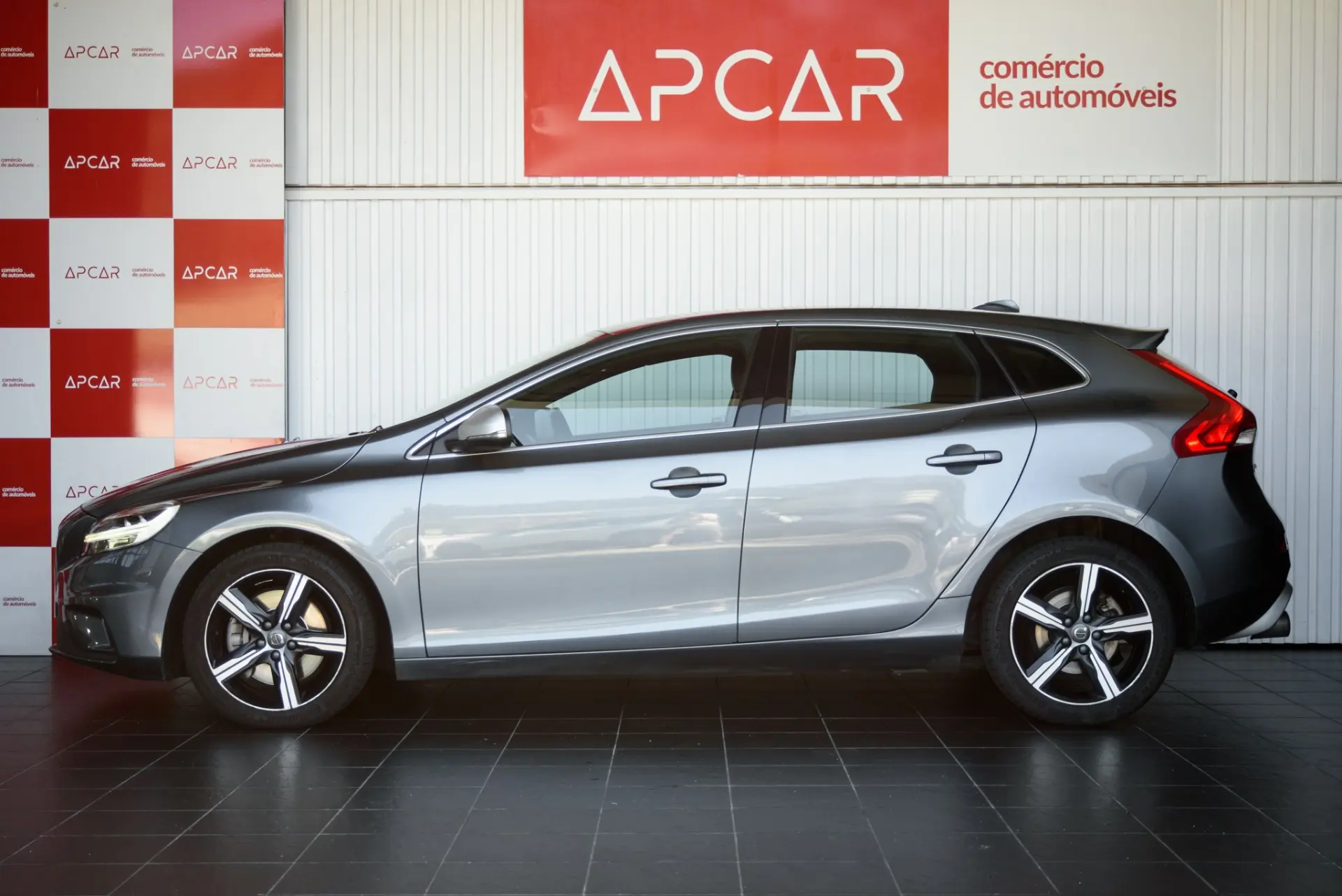 Volvo V40 1.5 T3 Sport Edition R Geartronic 6