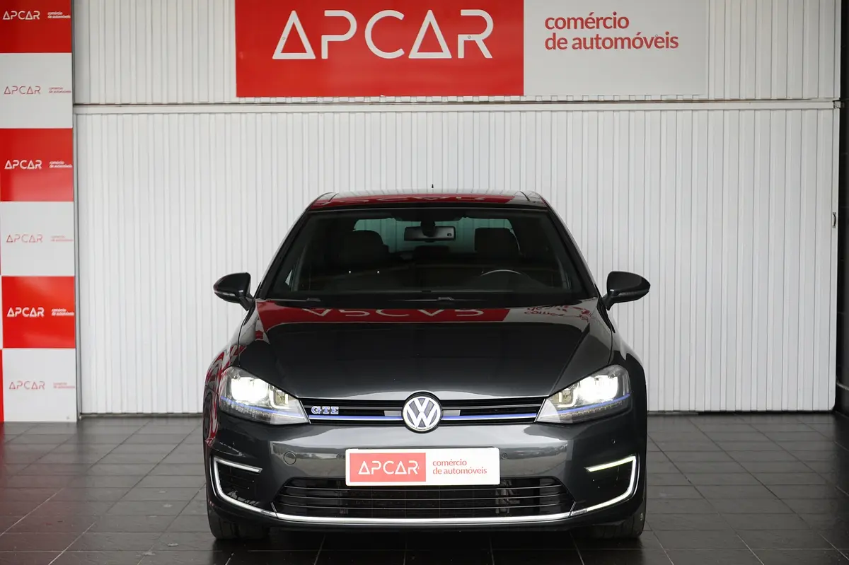 Volkswagen Golf 1.4 GTE Plug-in-Hybrid DSG 9