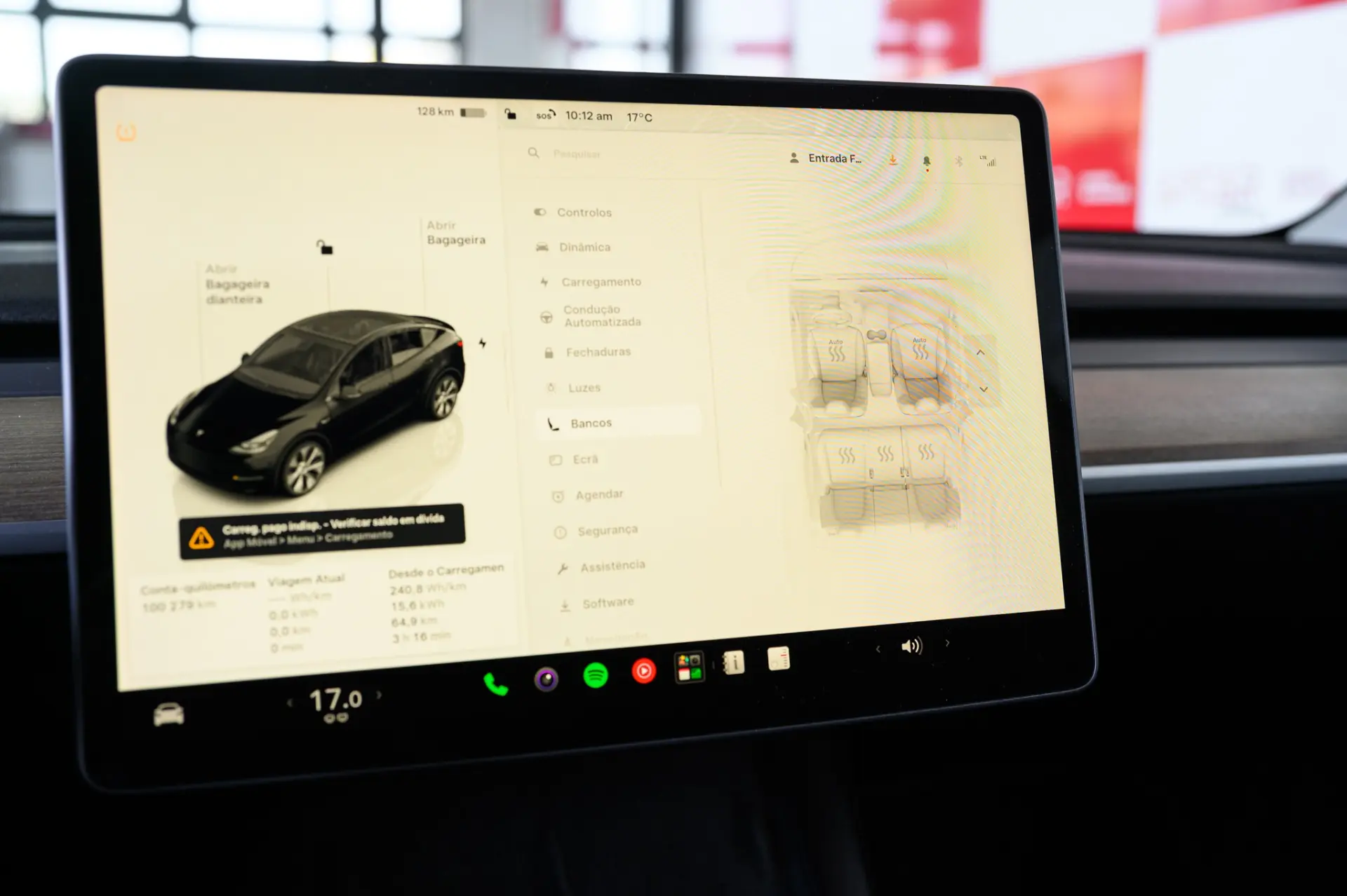 Tesla Model Y Long Range Dual Motor AWD 41