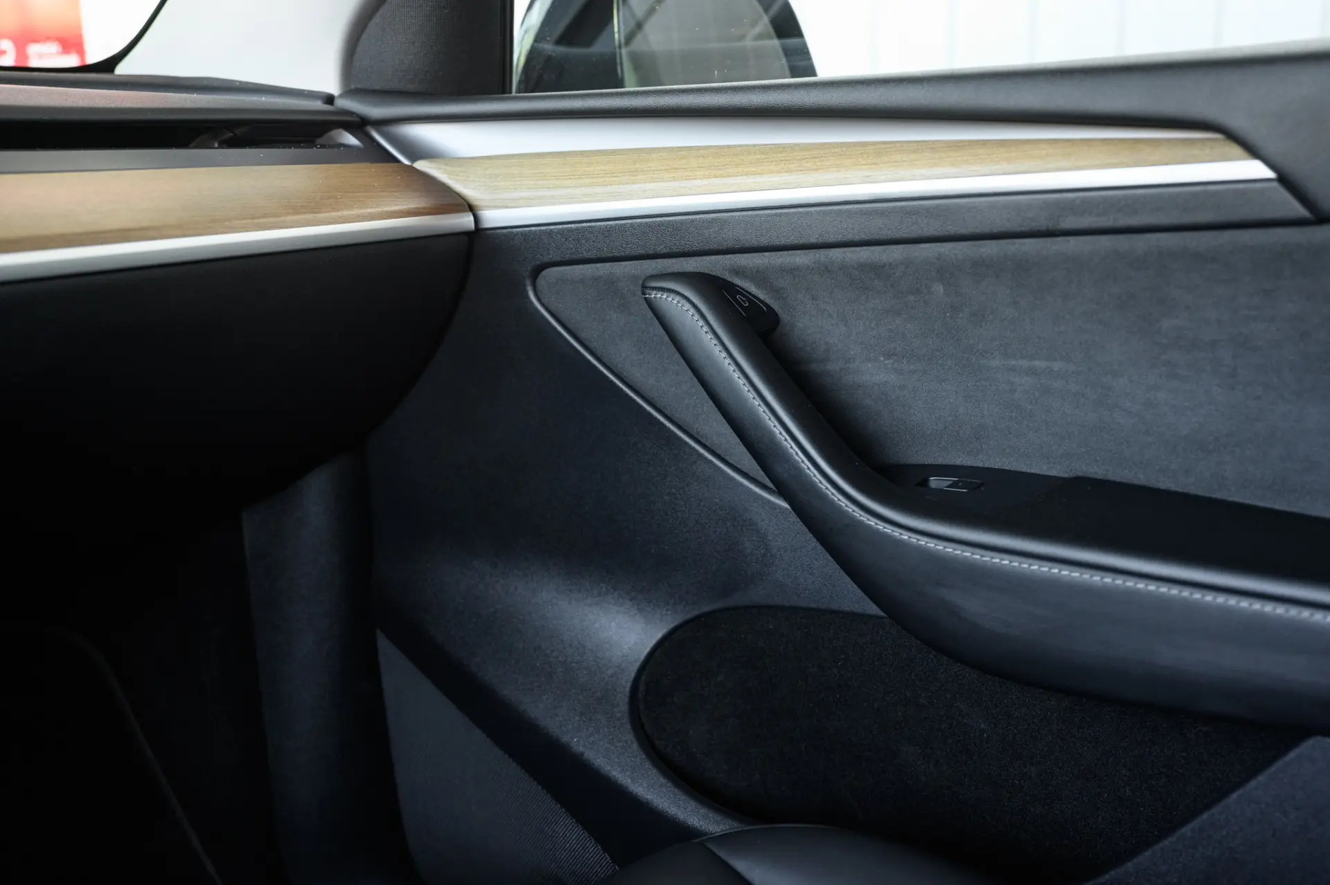 Tesla Model Y Long Range Dual Motor AWD 30