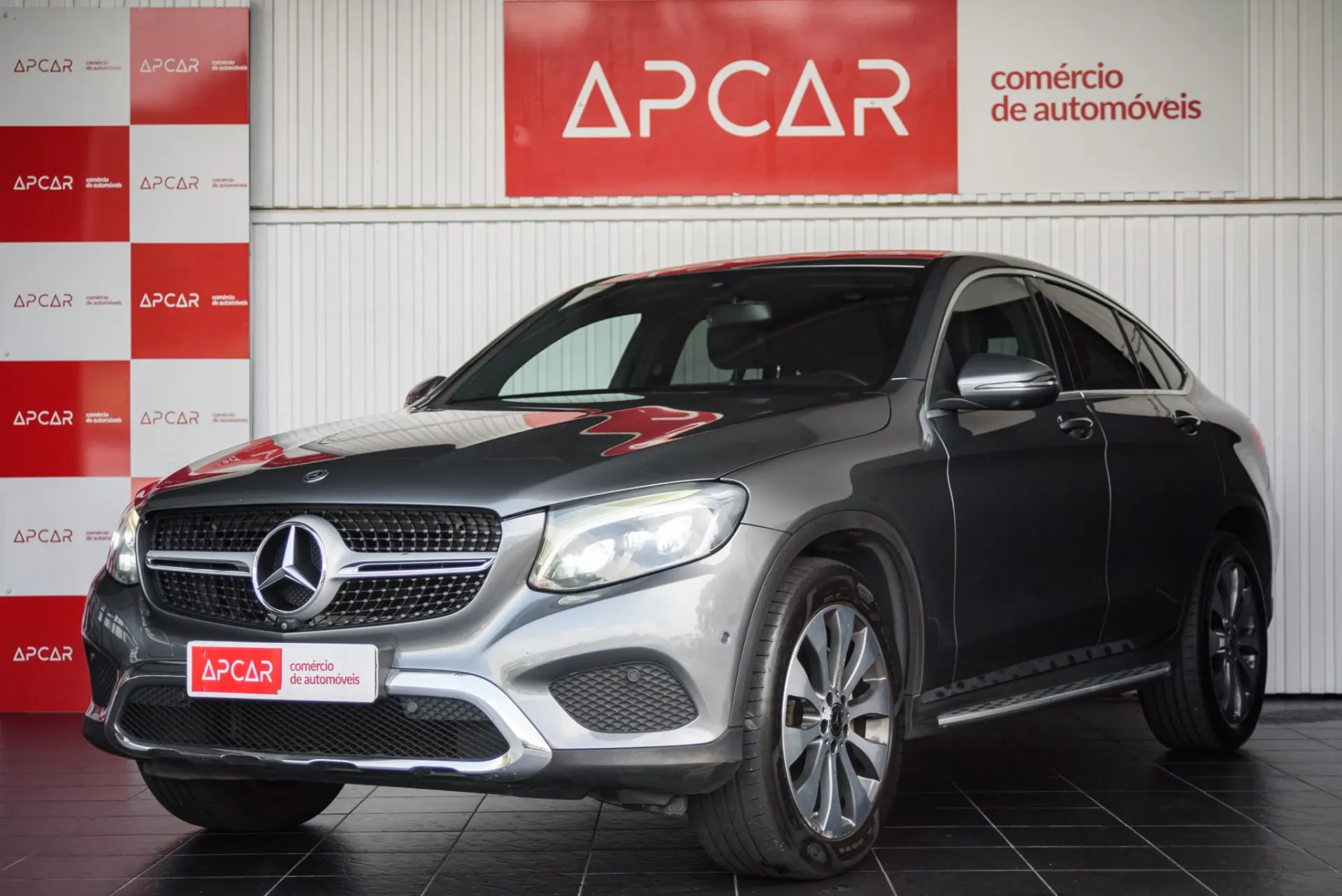 Mercedes-Benz GLC 250 d Coupé AMG Line 4-Matic 18