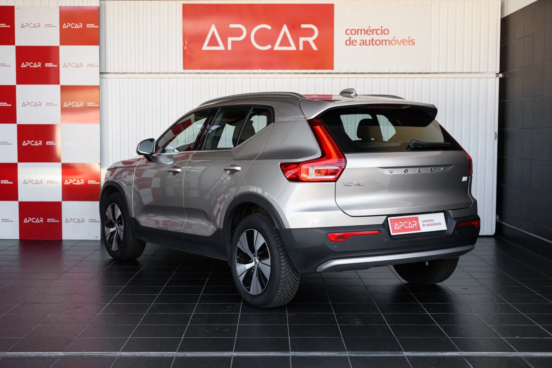 Volvo XC 40 1.5 T4 PHEV Core 7