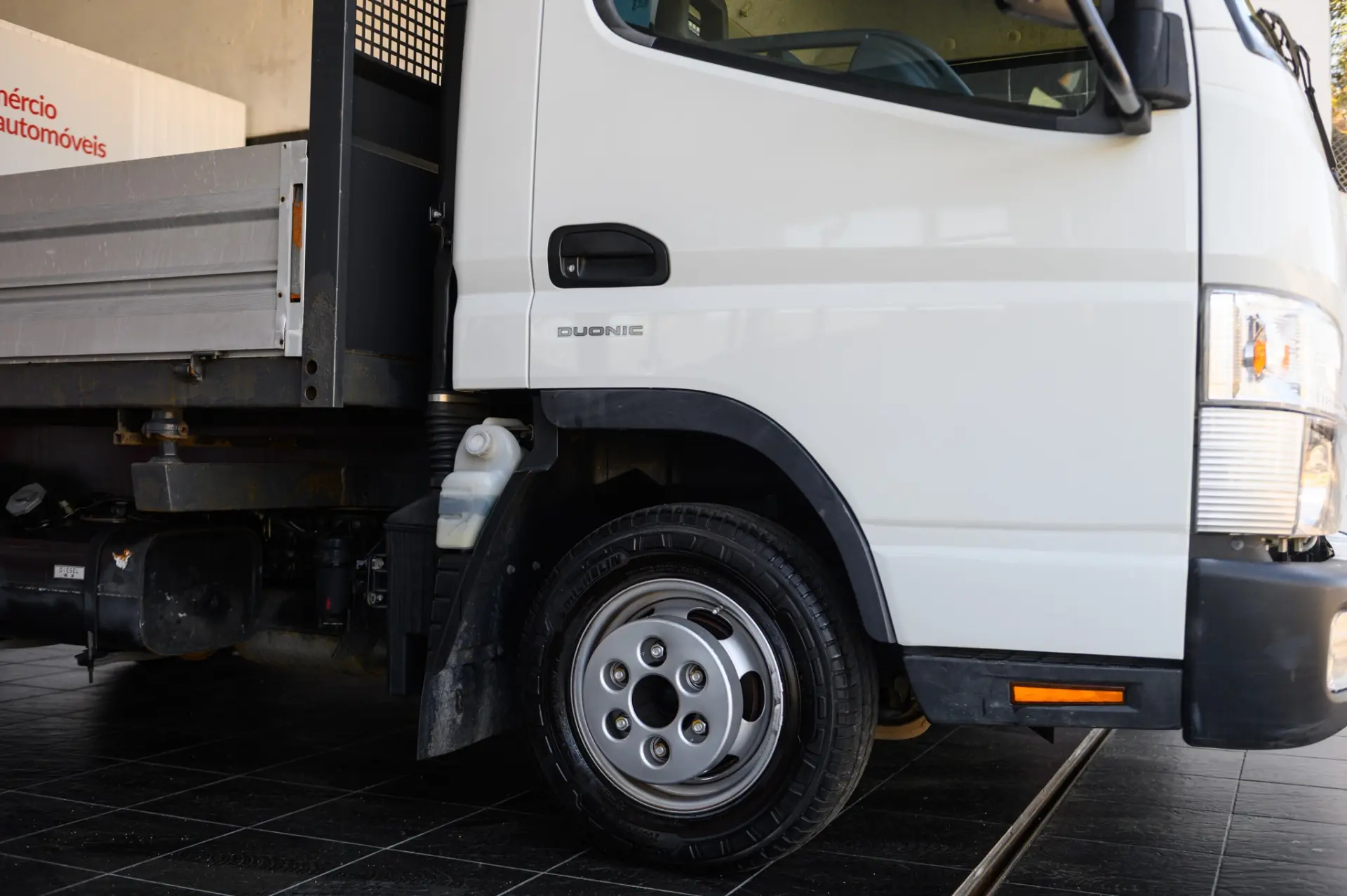 Mitsubishi Fuso Canter 3C13 5