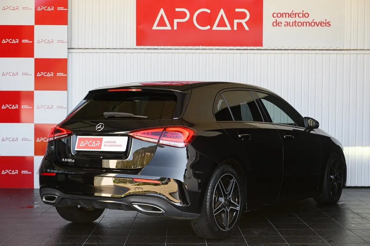 Mercedes-Benz A 180 d AMG Line Aut. 3