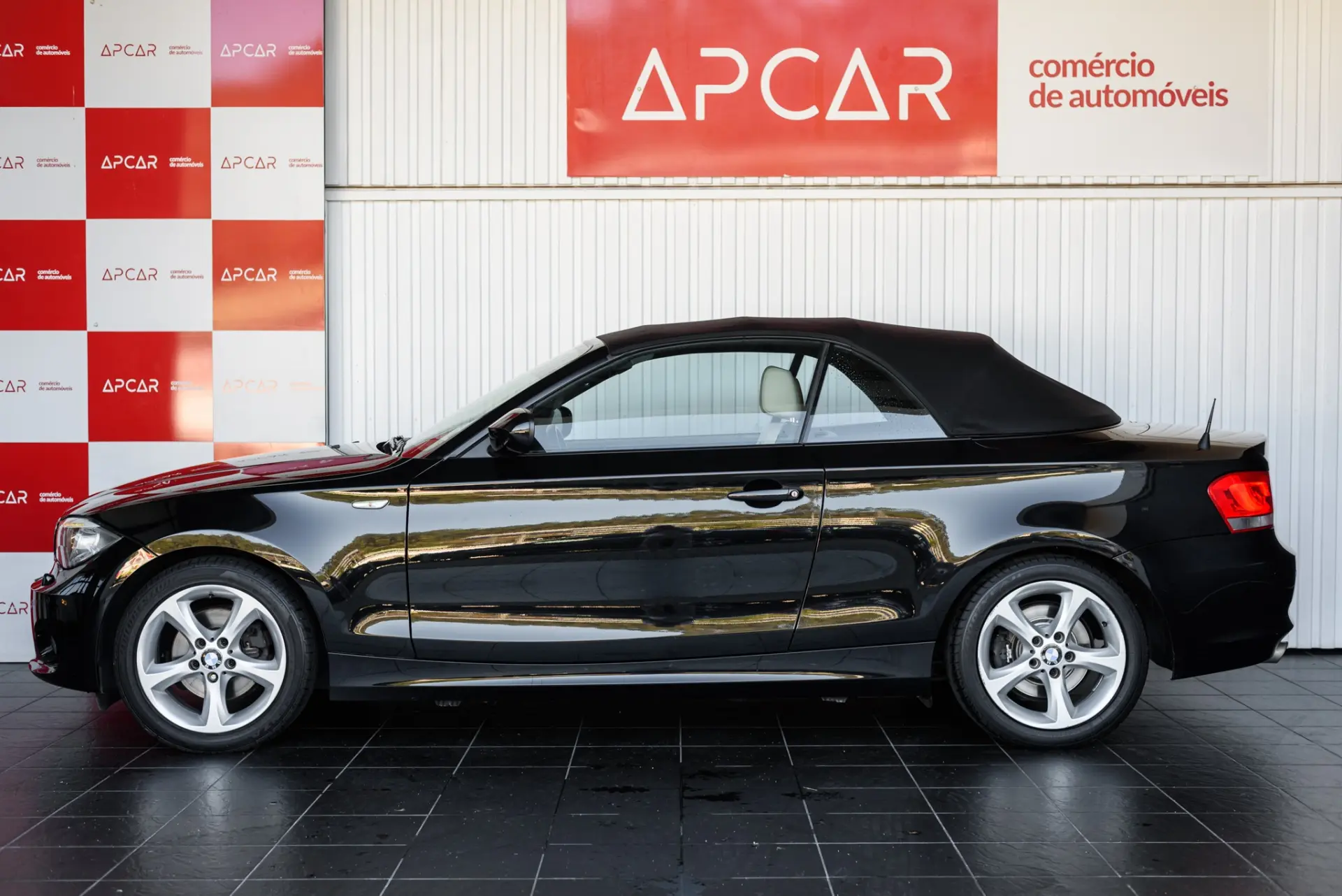 BMW 120 d Cabrio Auto 11