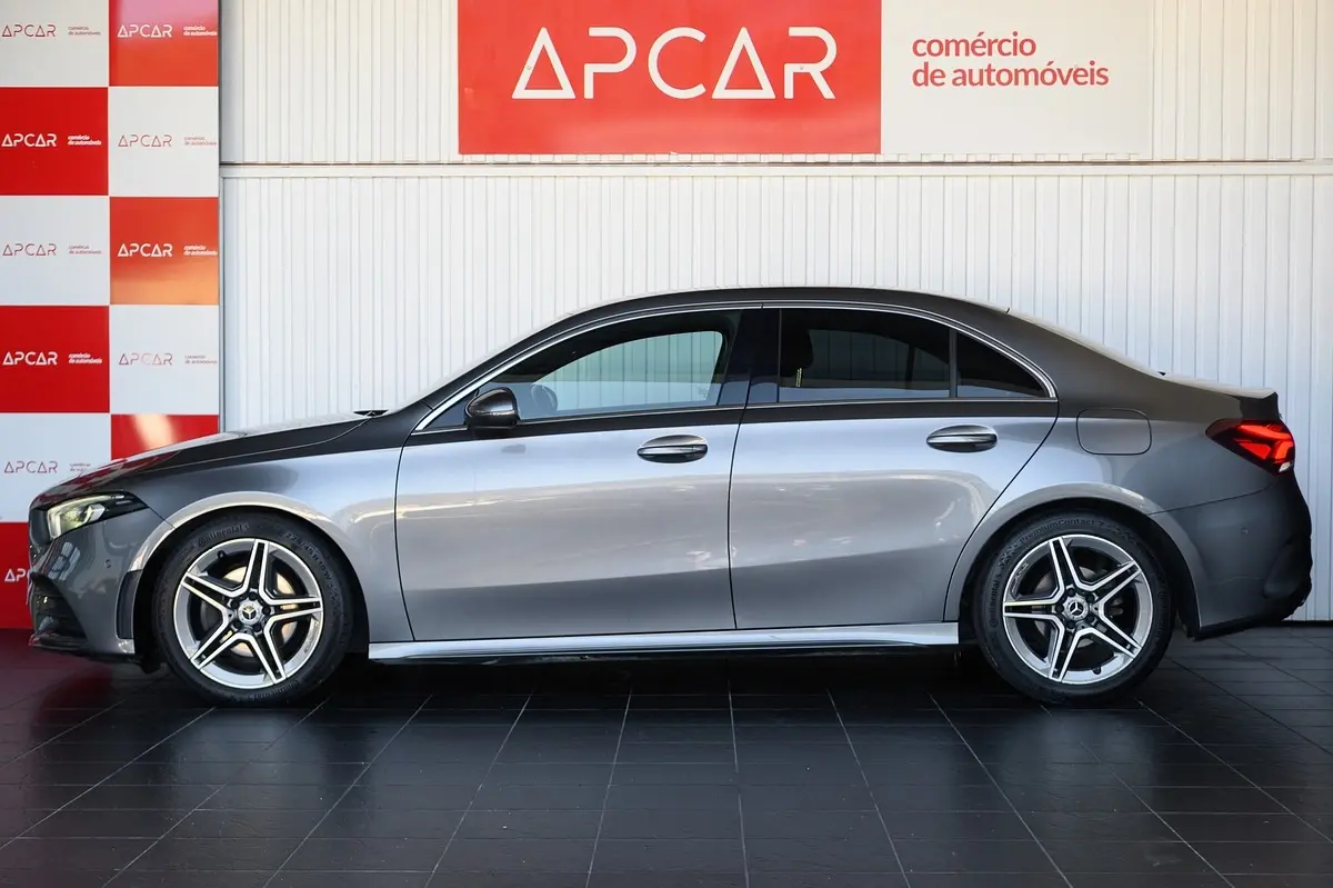 Mercedes-Benz A 180 Limousine d AMG Line Aut. 6