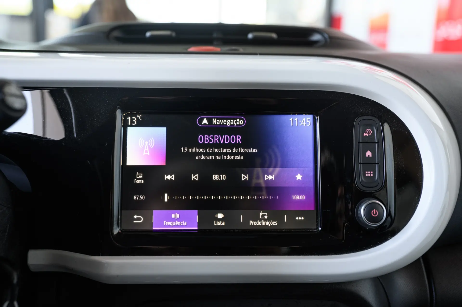 Renault Twingo E-Tech Techno 80 Urban Range 29