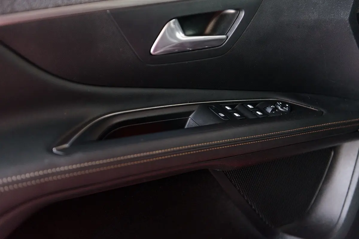 Peugeot 3008 1.5 BlueHDi GT EAT8 45