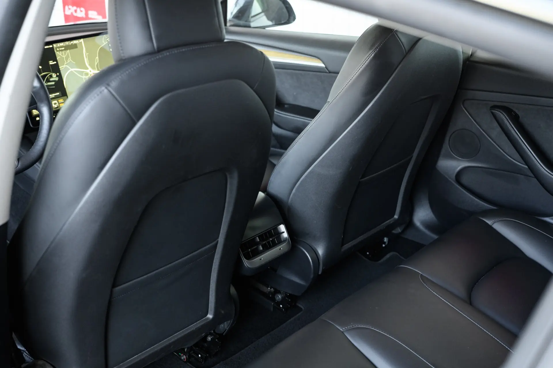 Tesla Model 3 Standard Range Plus RWD 23