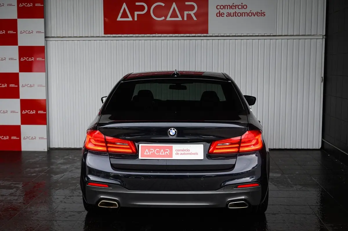 BMW 530 e iPerformance Pack M 15