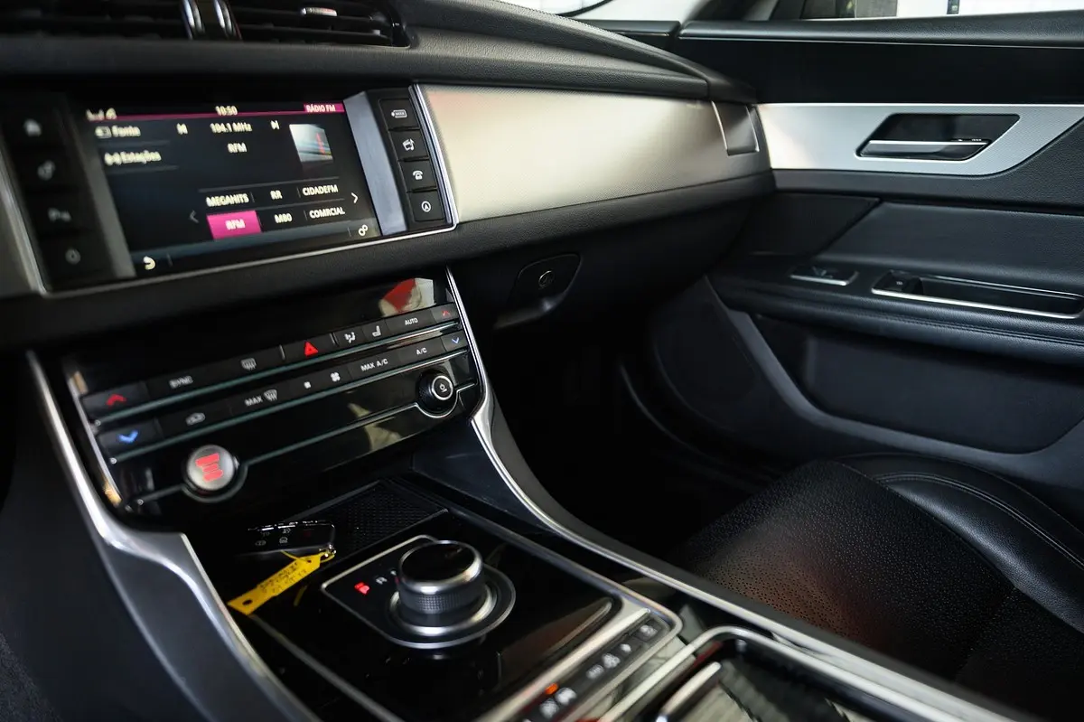 Jaguar XF 2.0 D R-Sport Aut. 47