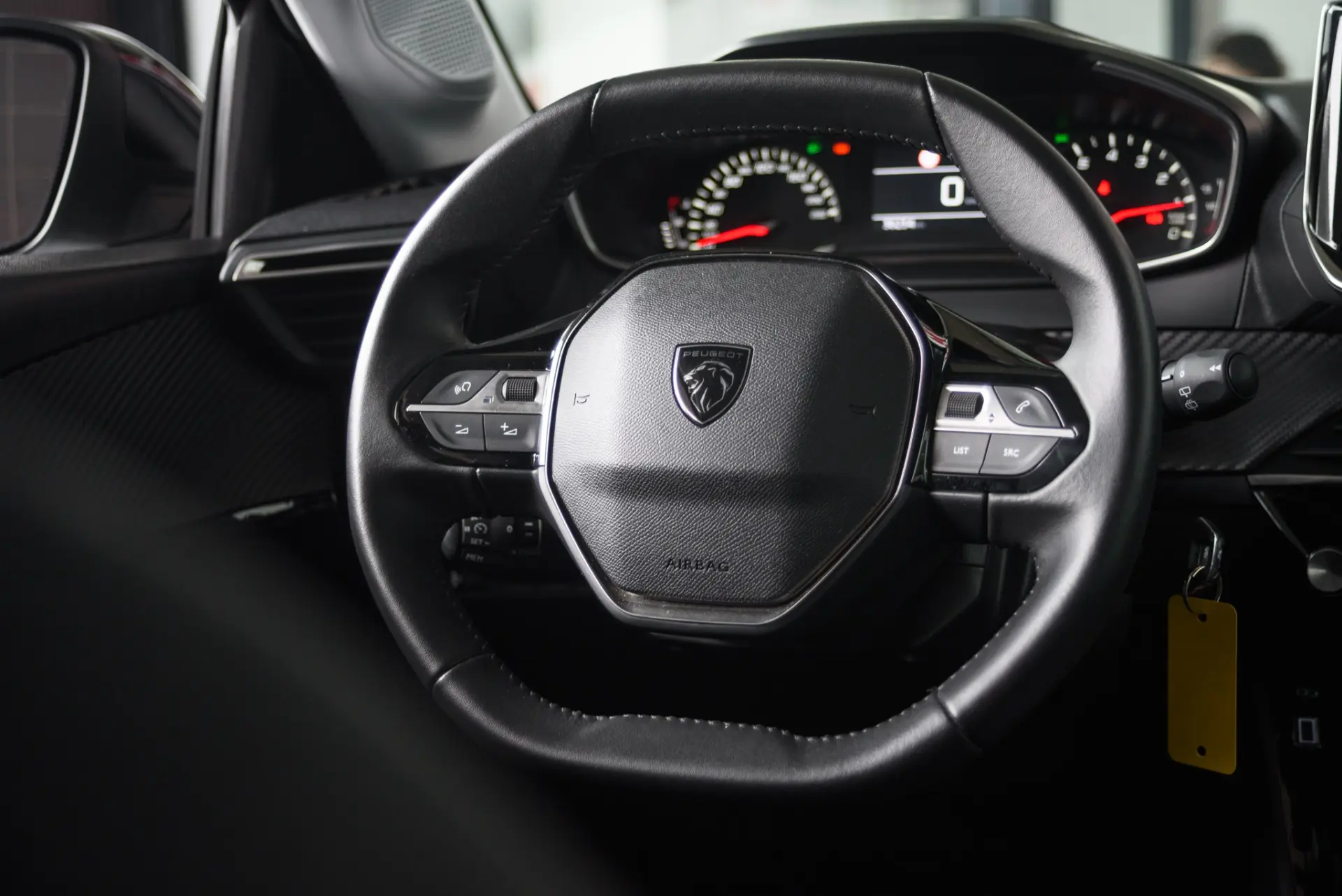 Peugeot 208 1.2 PureTech Active 47