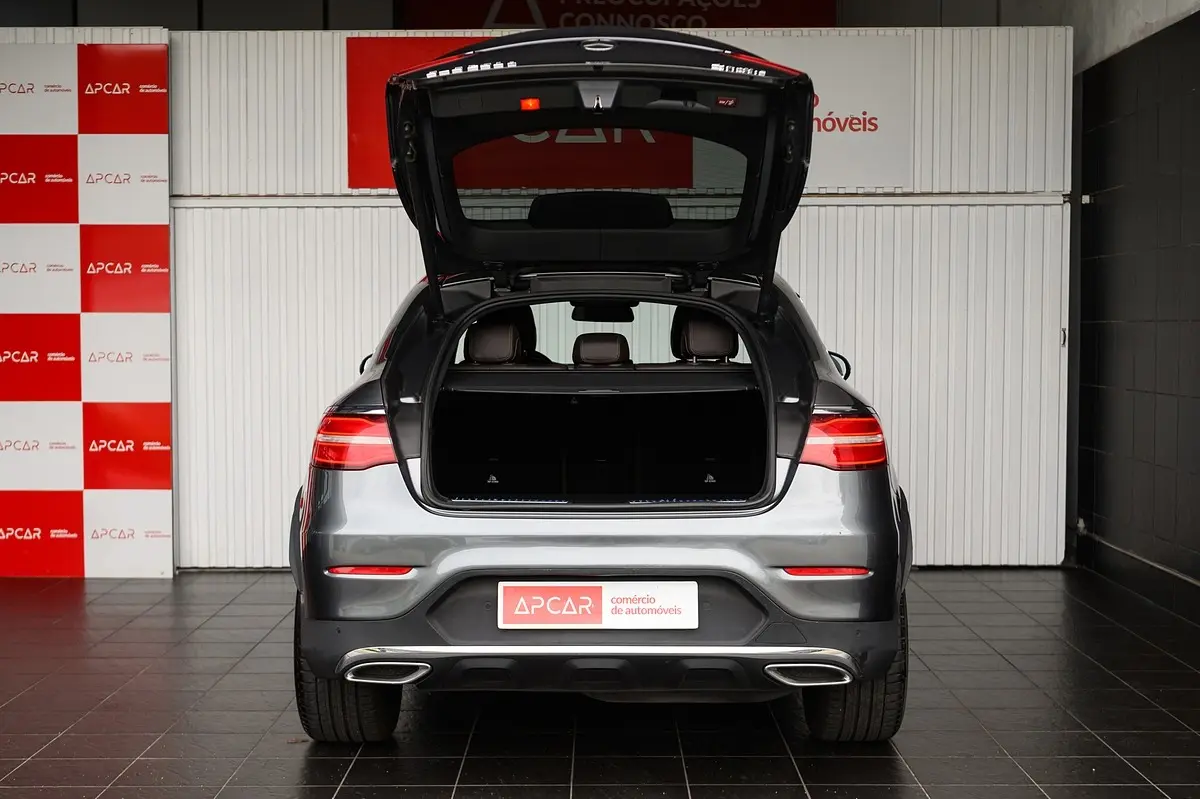 Mercedes-Benz GLC 250 d AMG Line 4-Matic 21