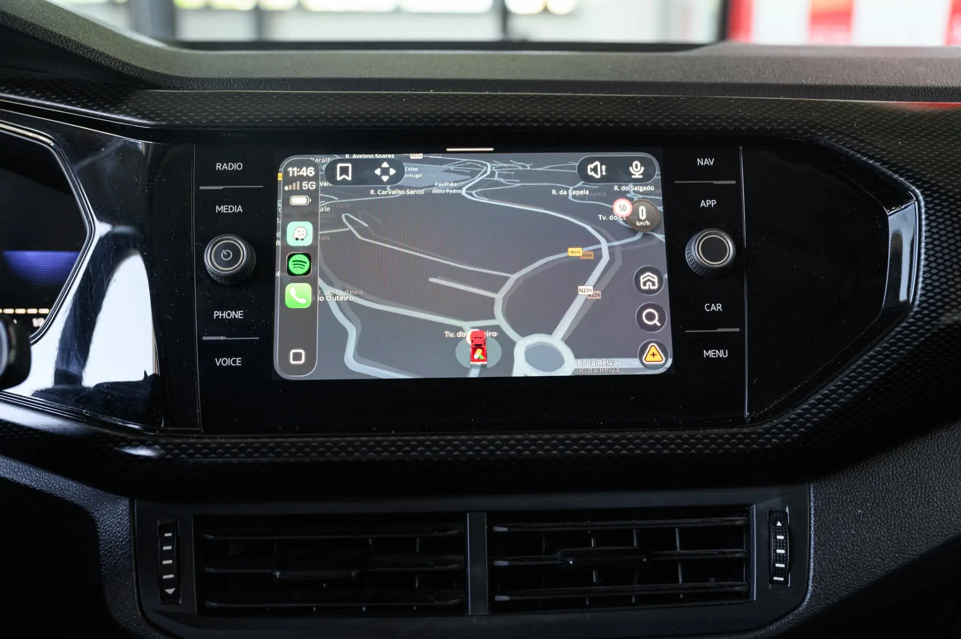 Volkswagen T-Cross 1.0 TSI Life 34