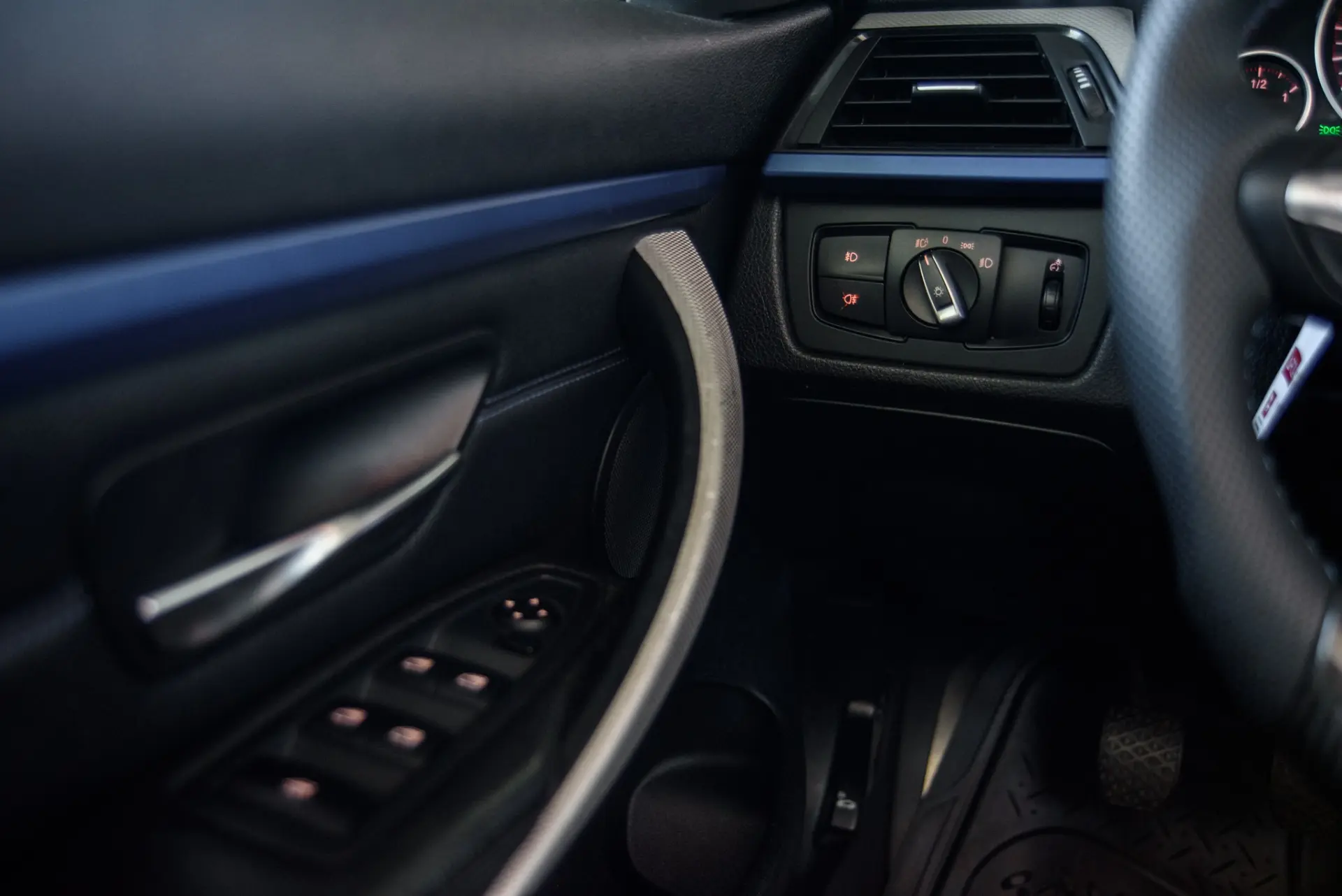 BMW 430 i Pack Desportivo M Auto 28