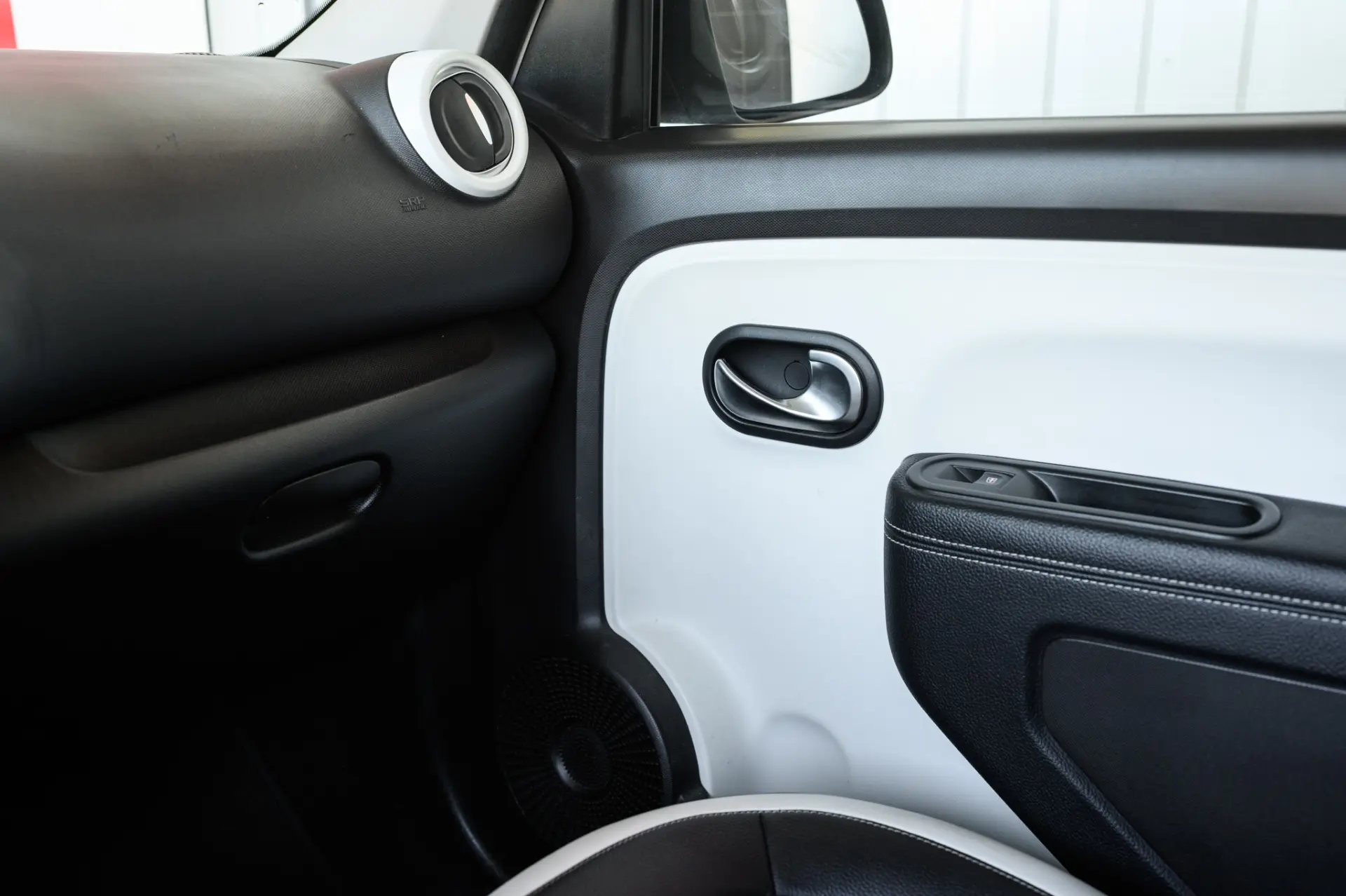 Renault Twingo E-Tech Techno 80 Urban Range 23