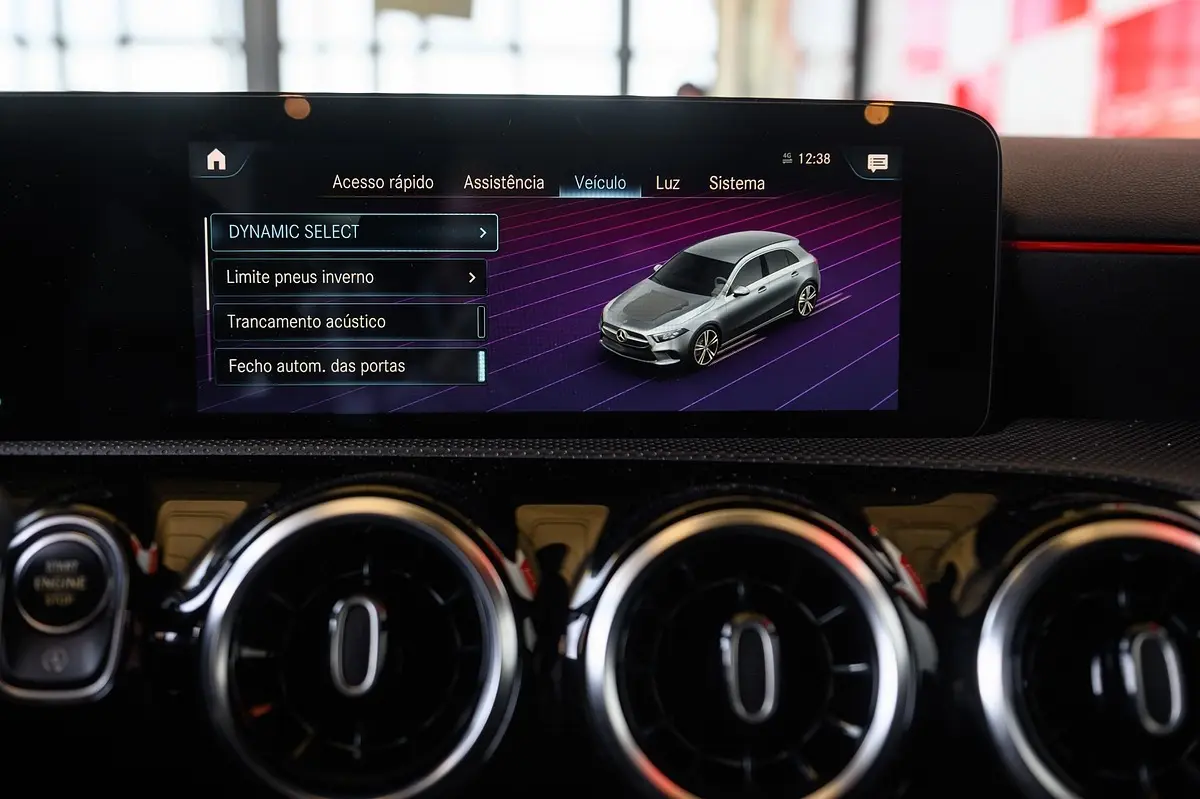 Mercedes-Benz A 180 d AMG Line Aut. 51