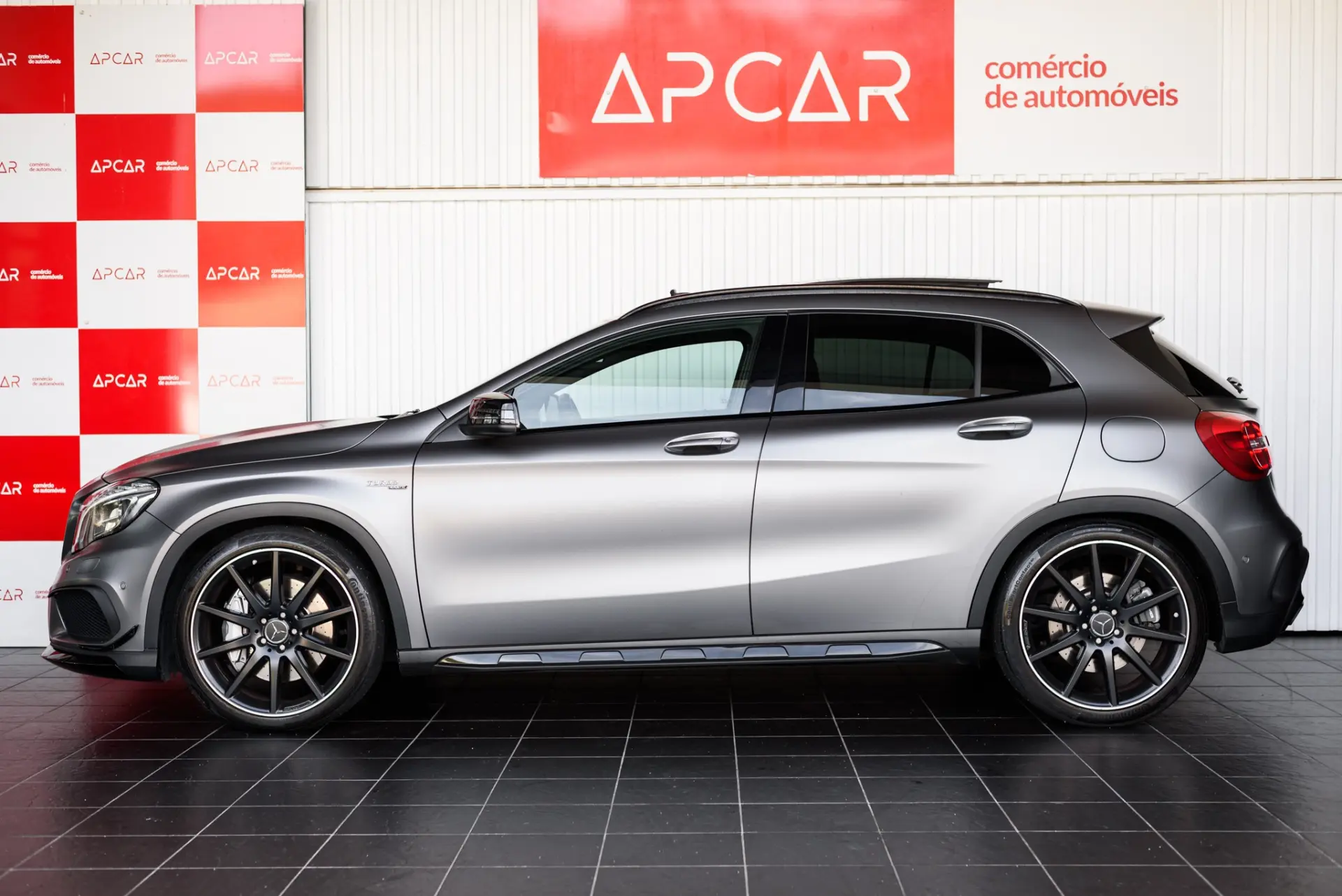 Mercedes-Benz GLA 45 AMG 4-Matic 6