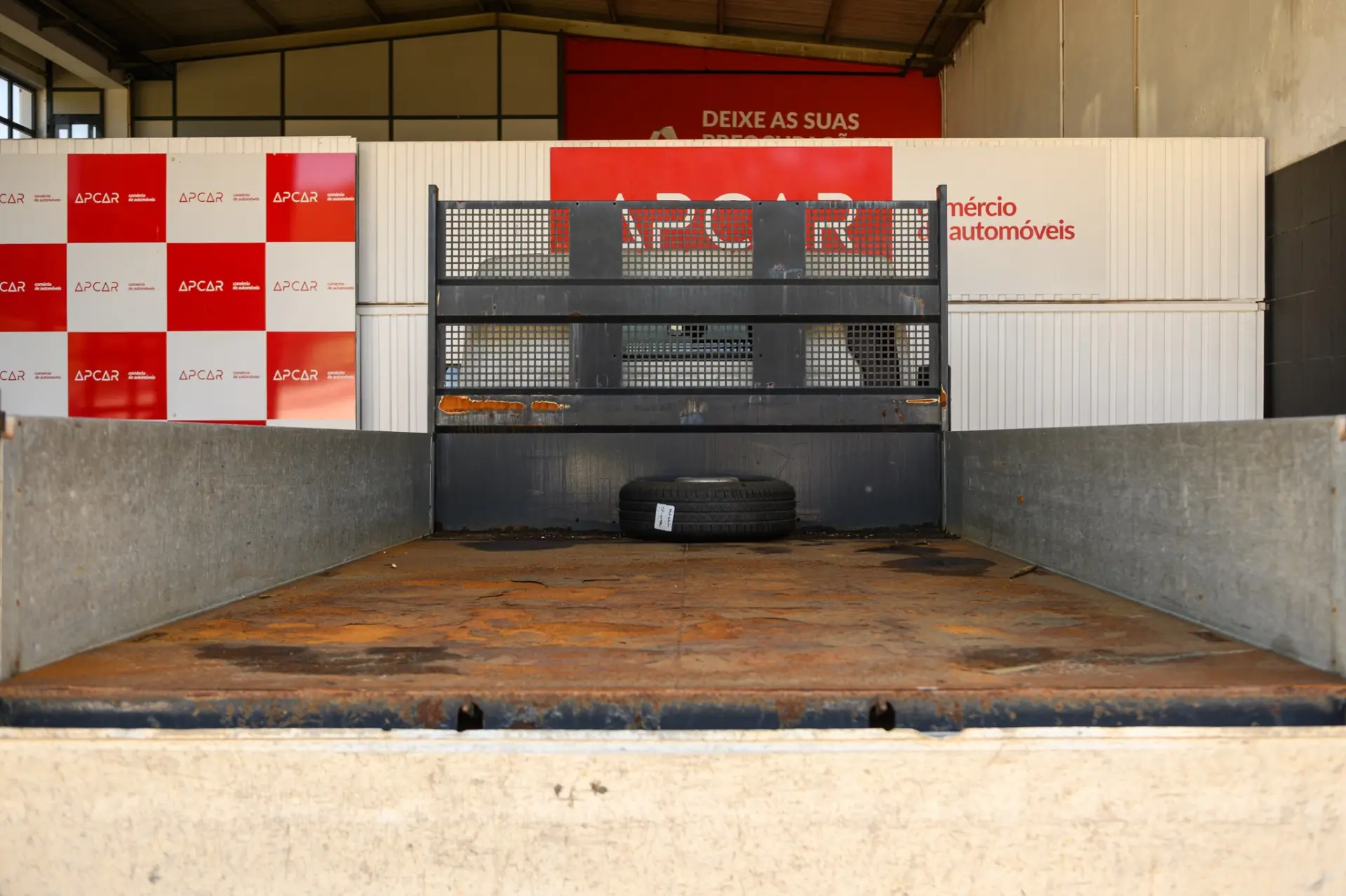 Mitsubishi Fuso Canter 3C13 18