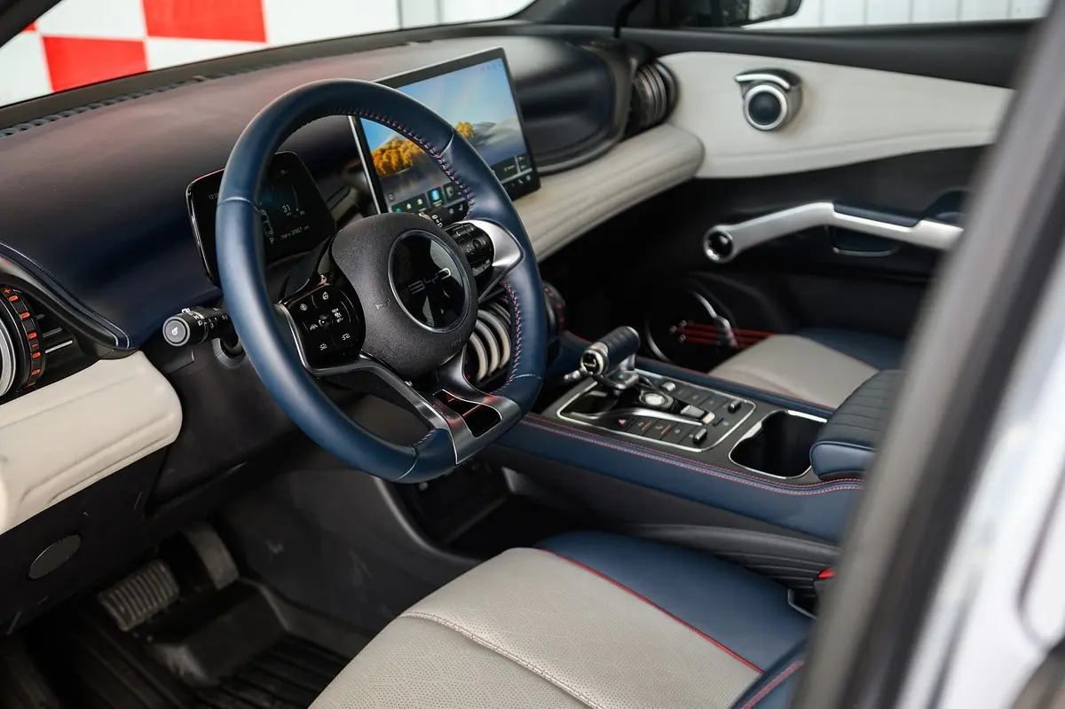 BYD Atto 3 60.48 kWh Design 28