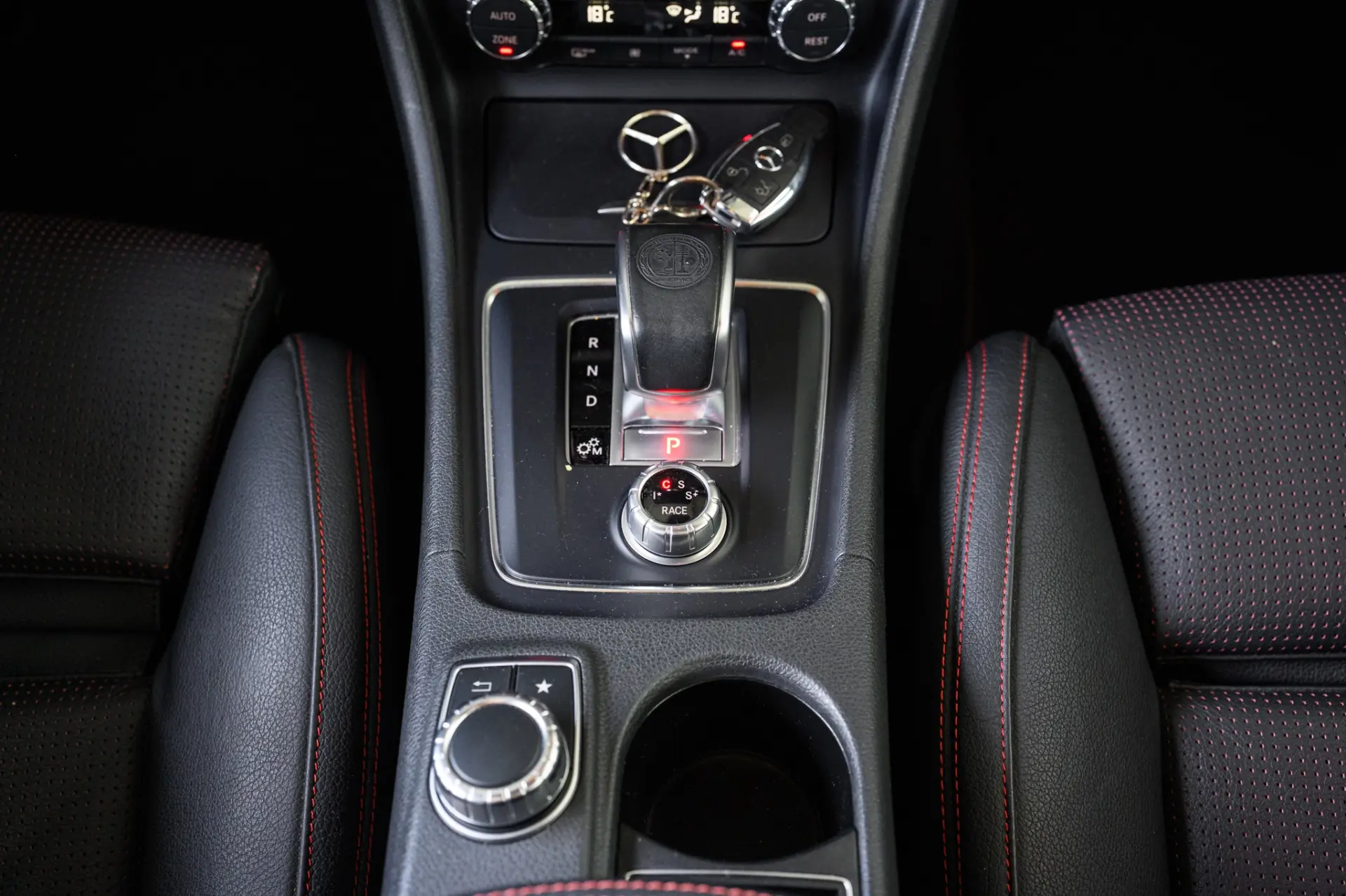 Mercedes-Benz GLA 45 AMG 4-Matic 55