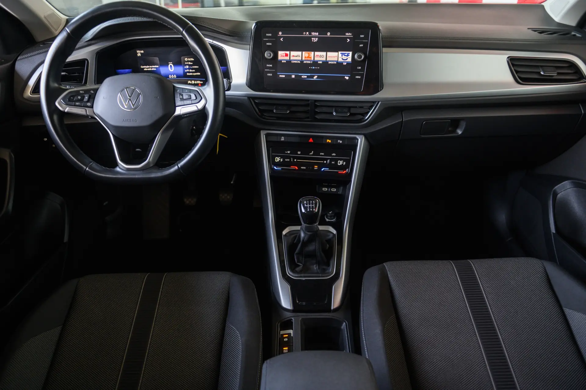 Volkswagen T-Roc 1.0 TSI Life 51