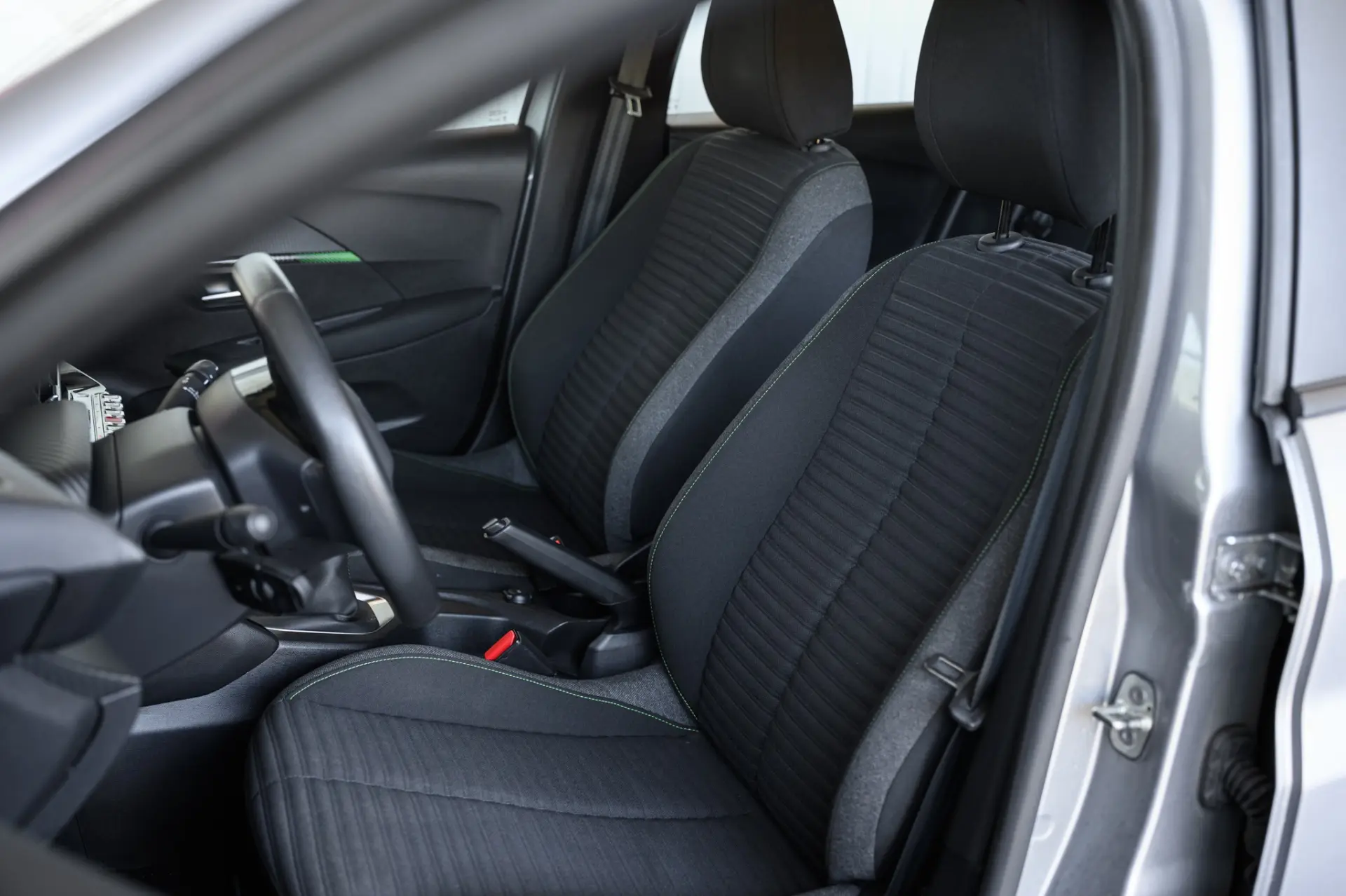 Peugeot 208 1.2 PureTech Active 28