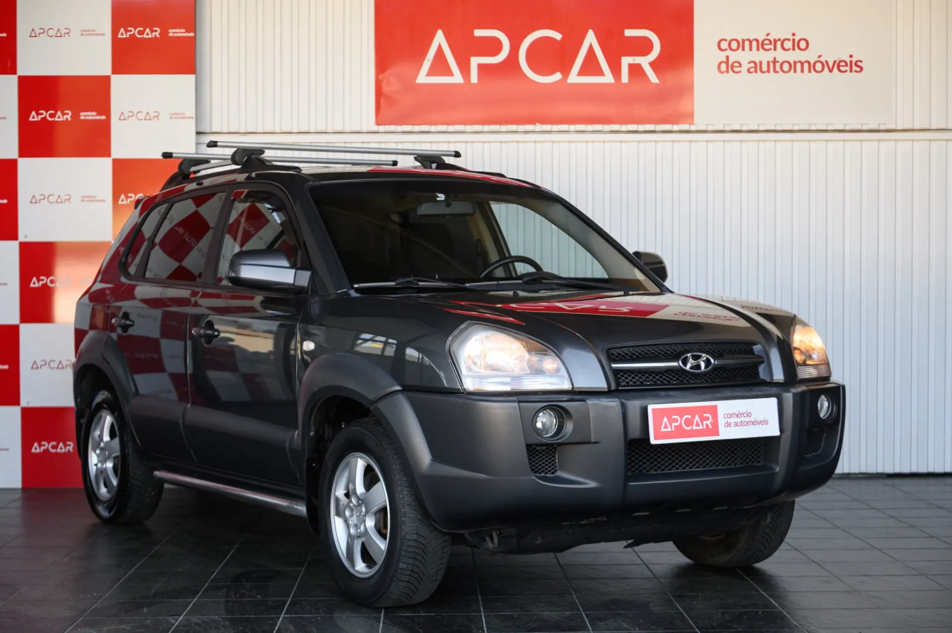 Hyundai Tucson 2.0 2WD GLS 13