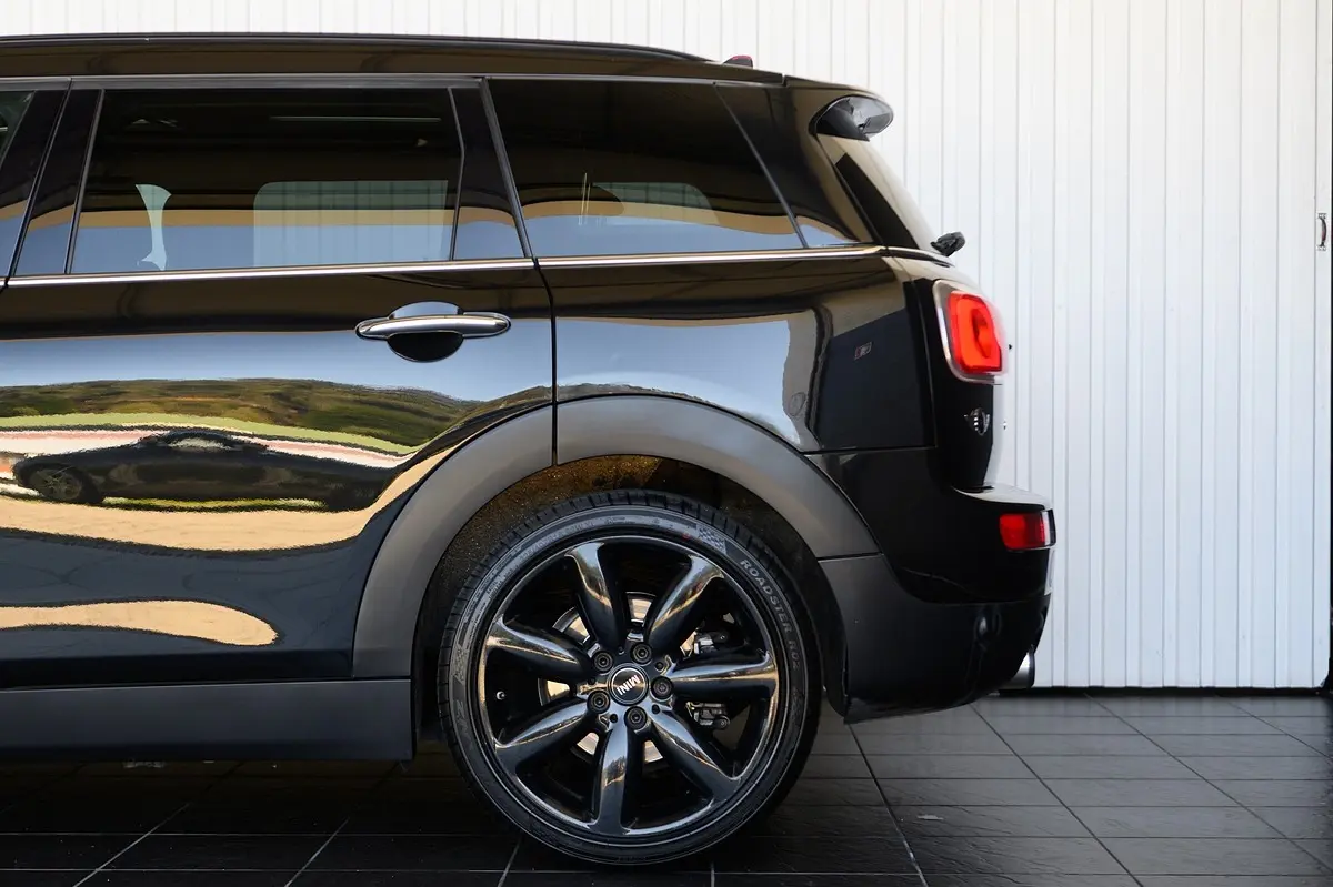 MINI Clubman Cooper D Classic Auto 14