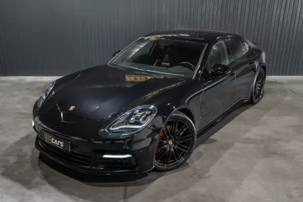 Porsche Panamera S PDK 34