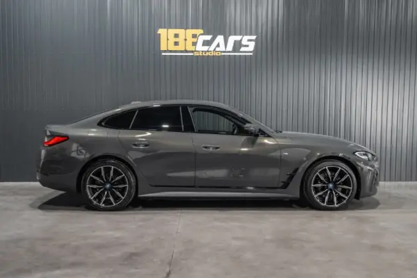 BMW i4 eDrive40 Pack Desportivo M Pro 37