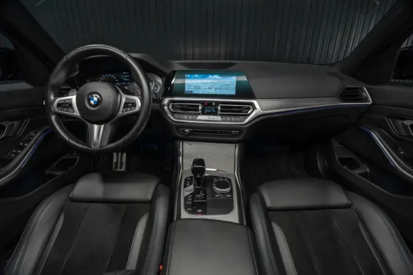 BMW 330 e xDrive Aut. M Sport 6