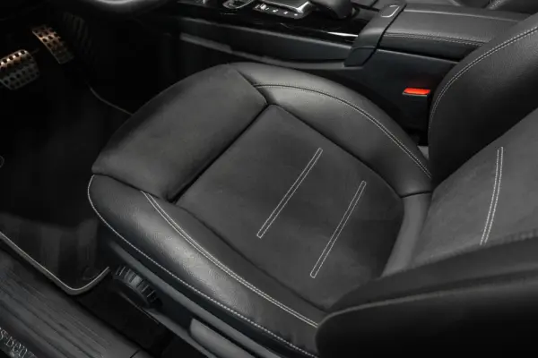 Mercedes-Benz CLA 250 e Shooting Brake AMG Line 25