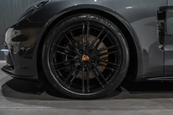 Porsche Panamera 4 E-Hybrid 30