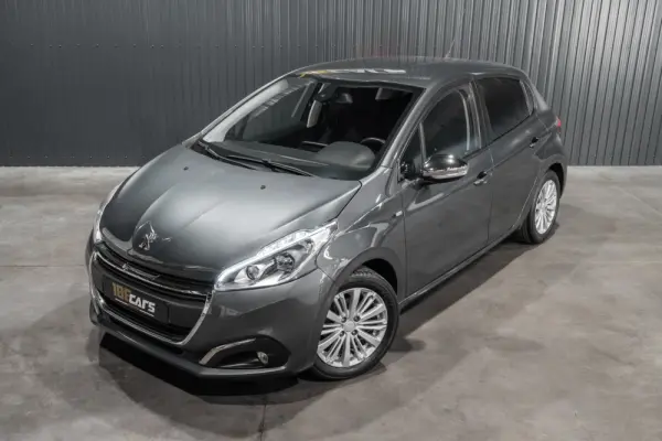 Peugeot 208 30