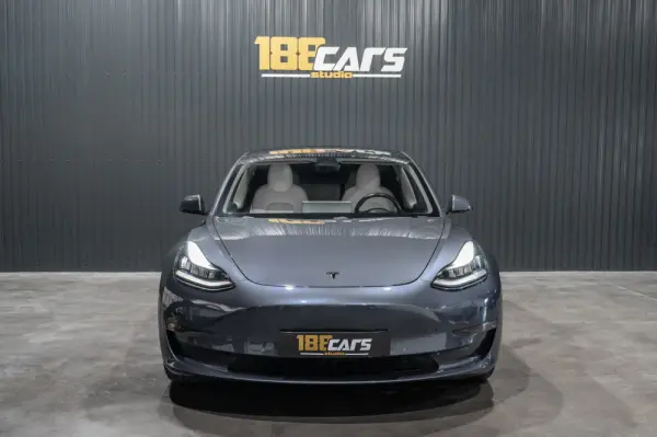 Tesla Model 3 Performance Dual Motor AWD 2