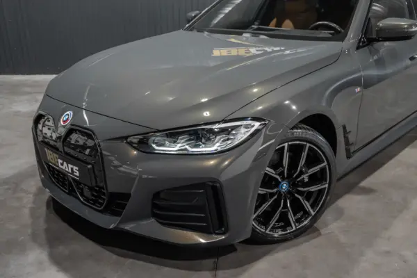 BMW i4 eDrive40 Pack Desportivo M Pro 33