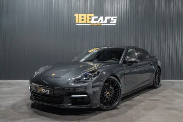 Porsche Panamera 4 E-Hybrid 1