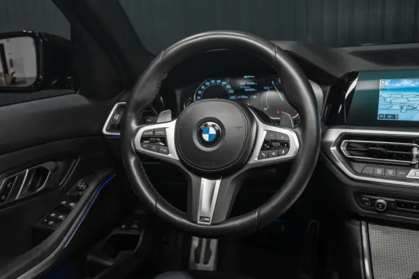 BMW 330 e xDrive Aut. M Sport 9