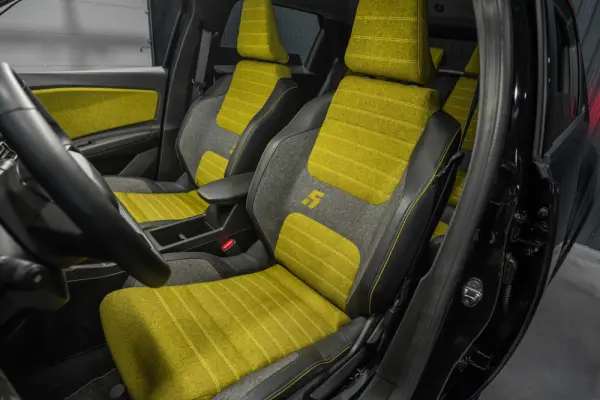 Renault 5 E-Tech 52 kWh Iconic Cinq Autonomia Conforto 21